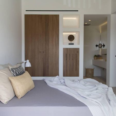Hide Out Suites Mylopotas Kamer foto