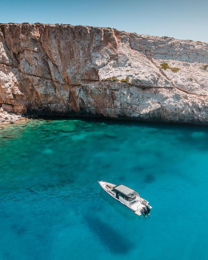 Hide Out Suites Mylopotas Buitenkant foto