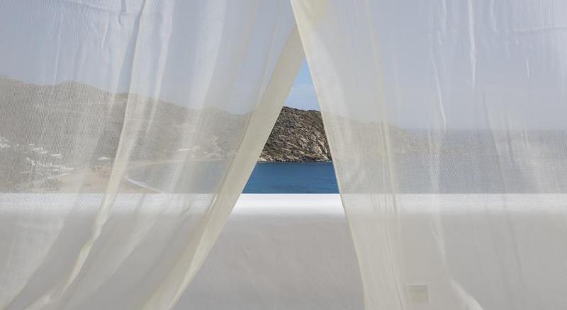 Hide Out Suites Mylopotas Buitenkant foto