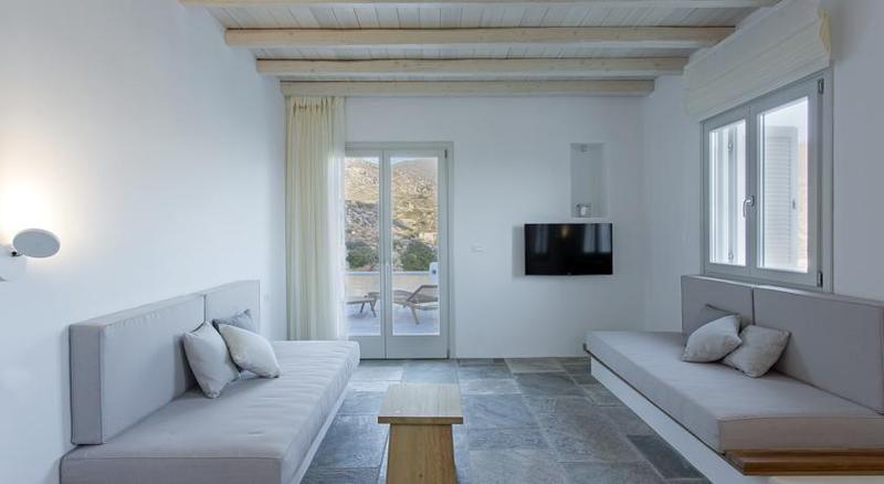 Hide Out Suites Mylopotas Buitenkant foto