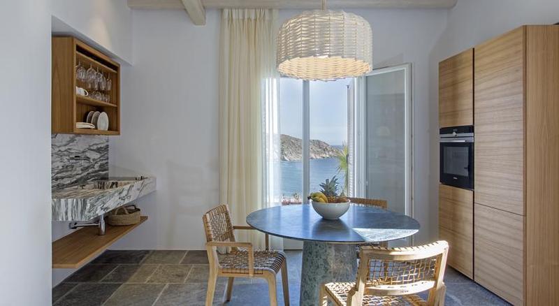 Hide Out Suites Mylopotas Buitenkant foto
