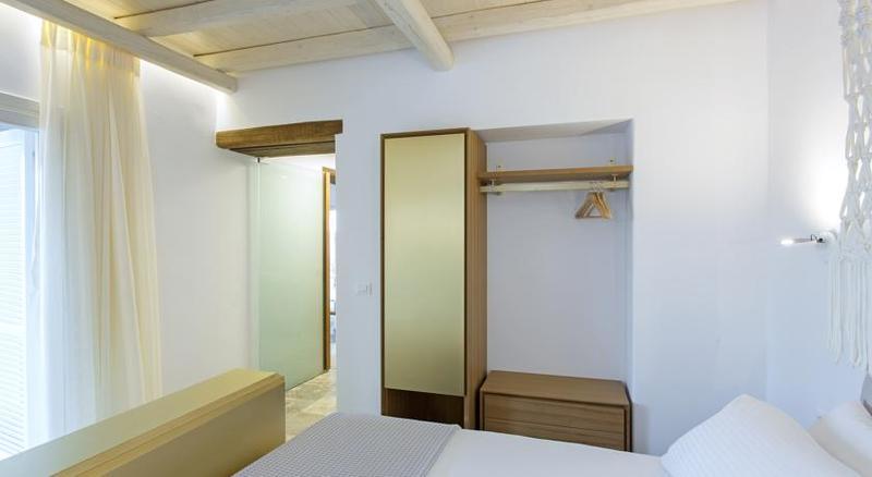 Hide Out Suites Mylopotas Buitenkant foto