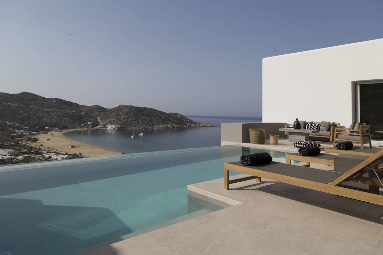 Hide Out Suites Mylopotas Buitenkant foto