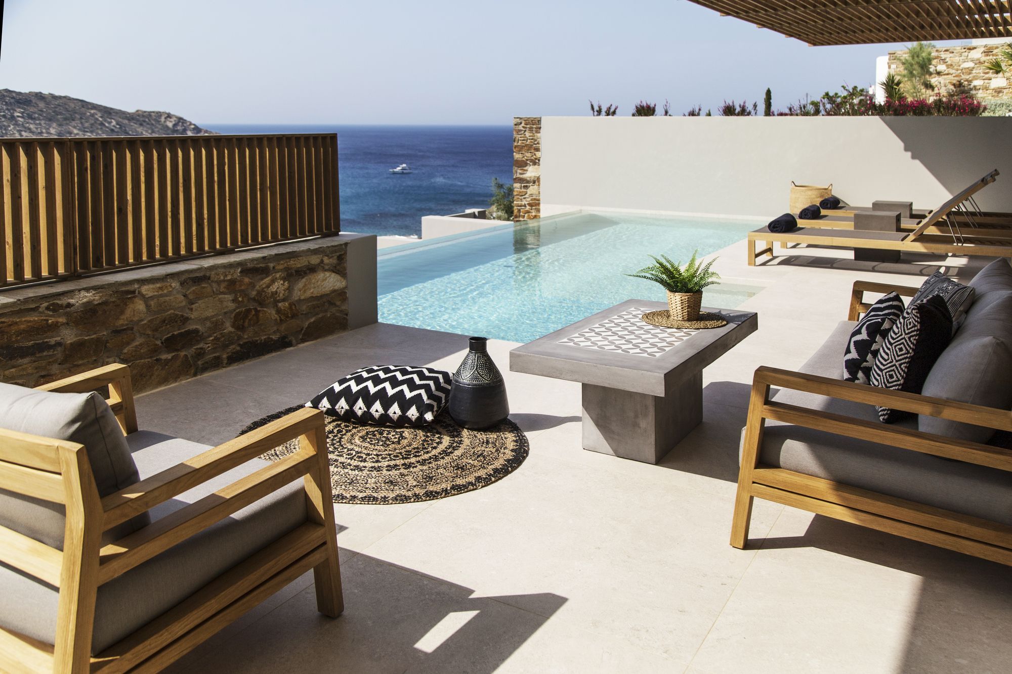 Hide Out Suites Mylopotas Buitenkant foto